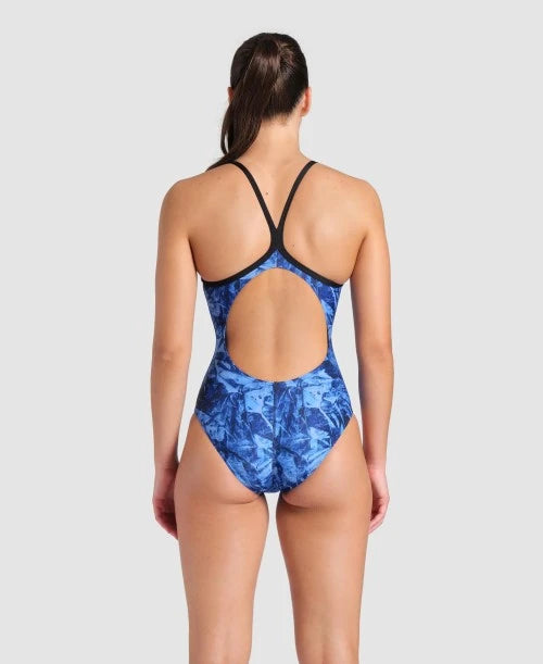 ISHPEMING FEMALE CRACKLE